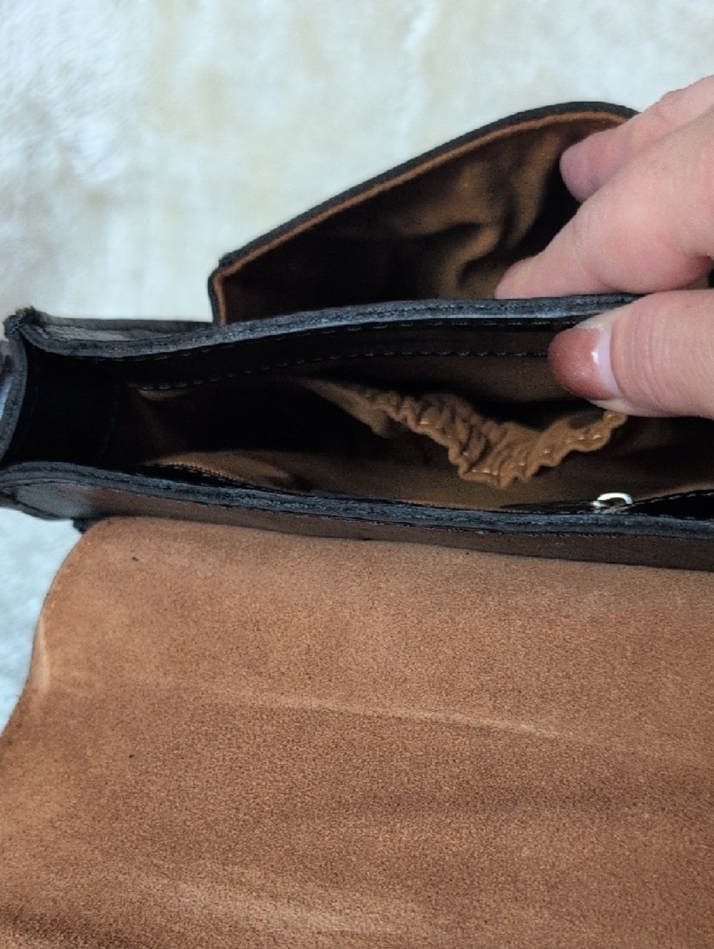 Patricia Nash Leather Two-Tone Crossbody Bag - Black & Brown - Picture 5 of 7